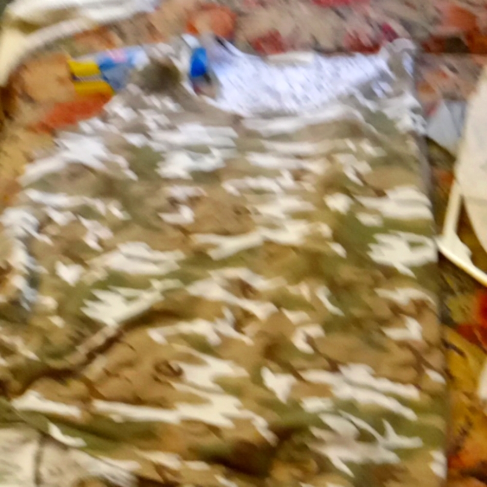 Camo tank top xl